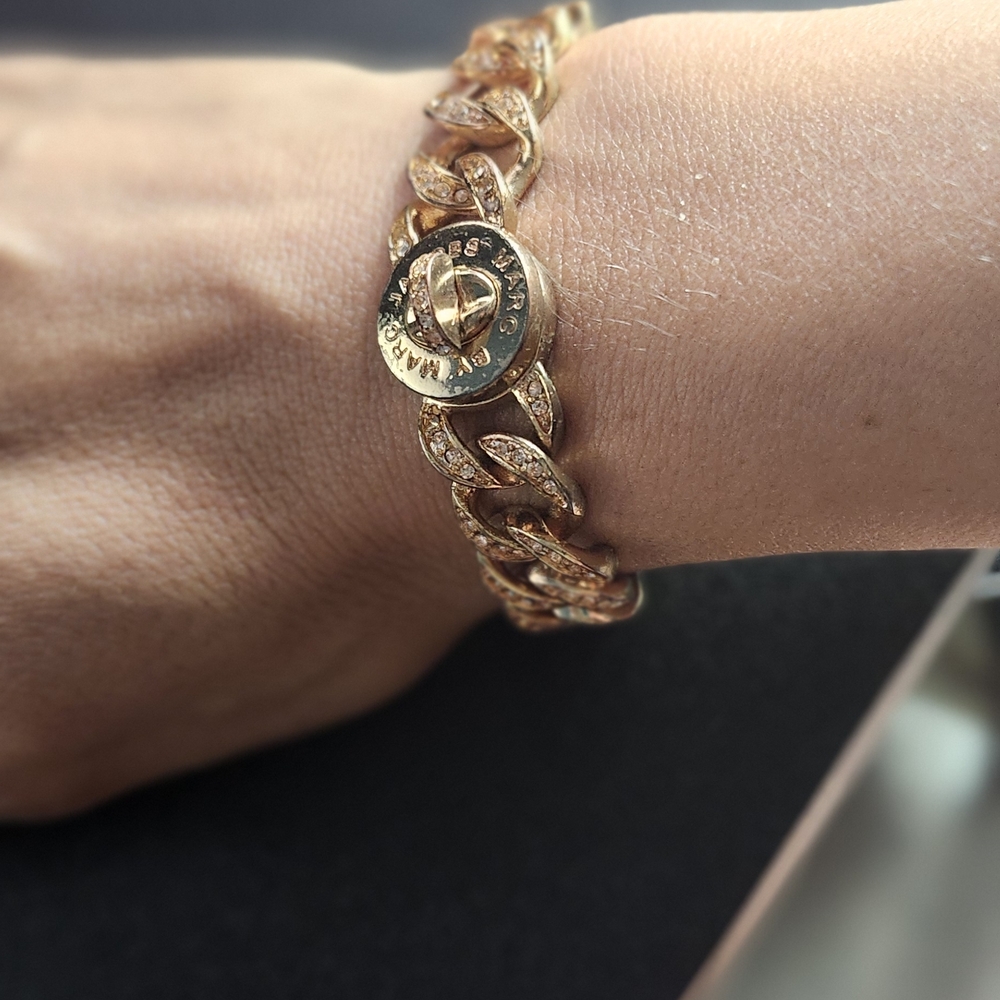 Marc By Marc Jacobs Gold Rhinestone Turnlock Braclet